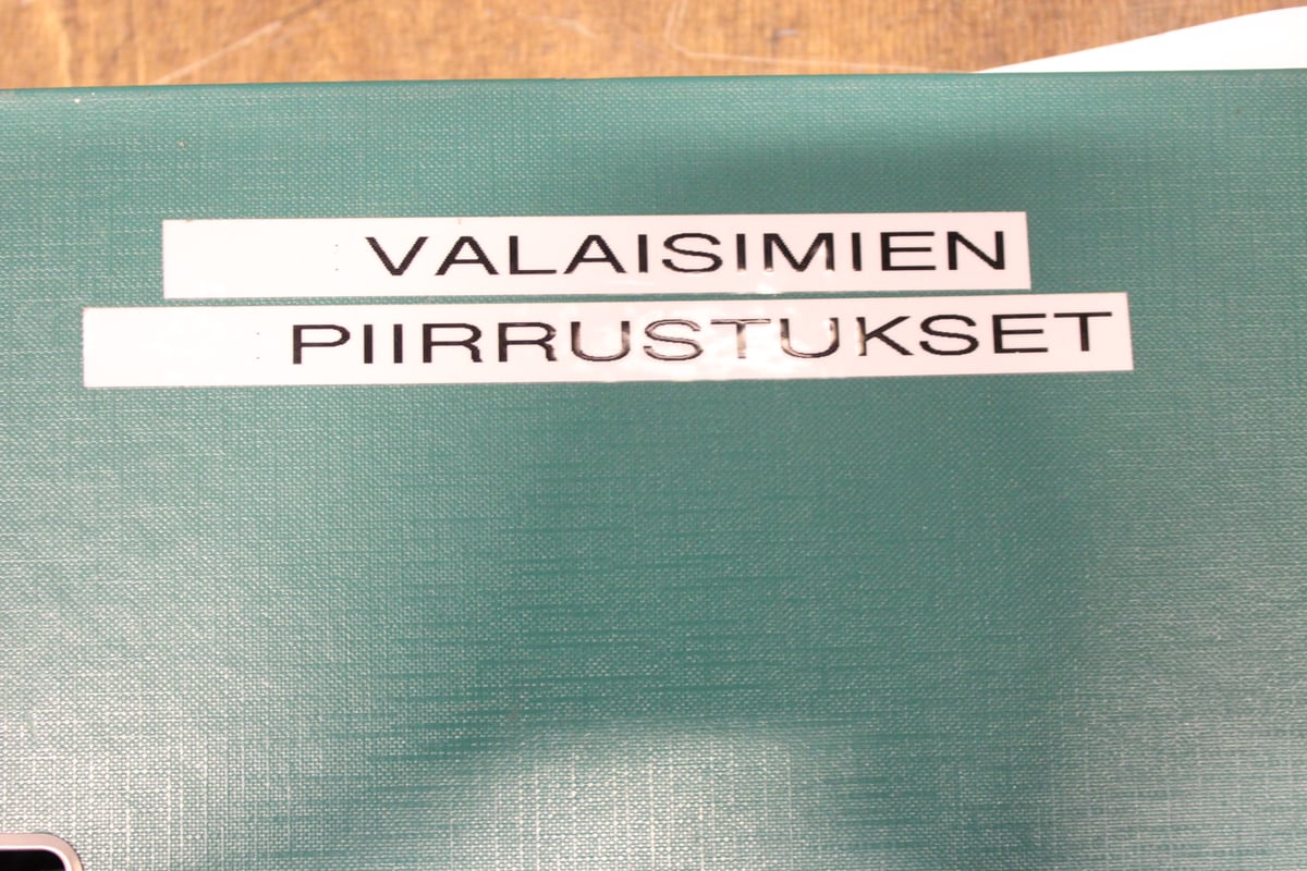 VALAISINMUOTTEJA, SUUNNITTELU PIIRUSTUKSIA ym. (FO910)