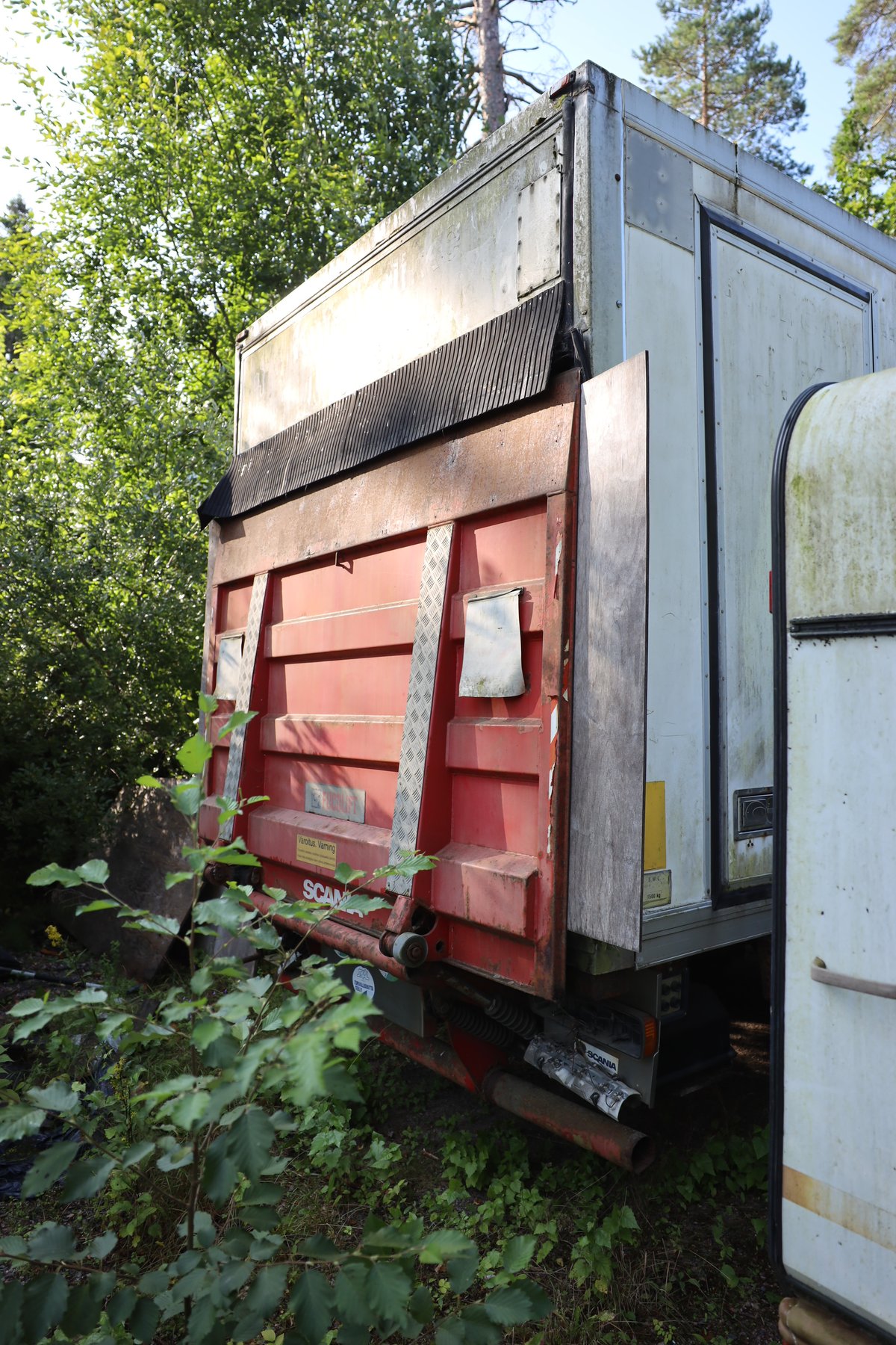 Scania 94D 260, -03 (LHG-338)