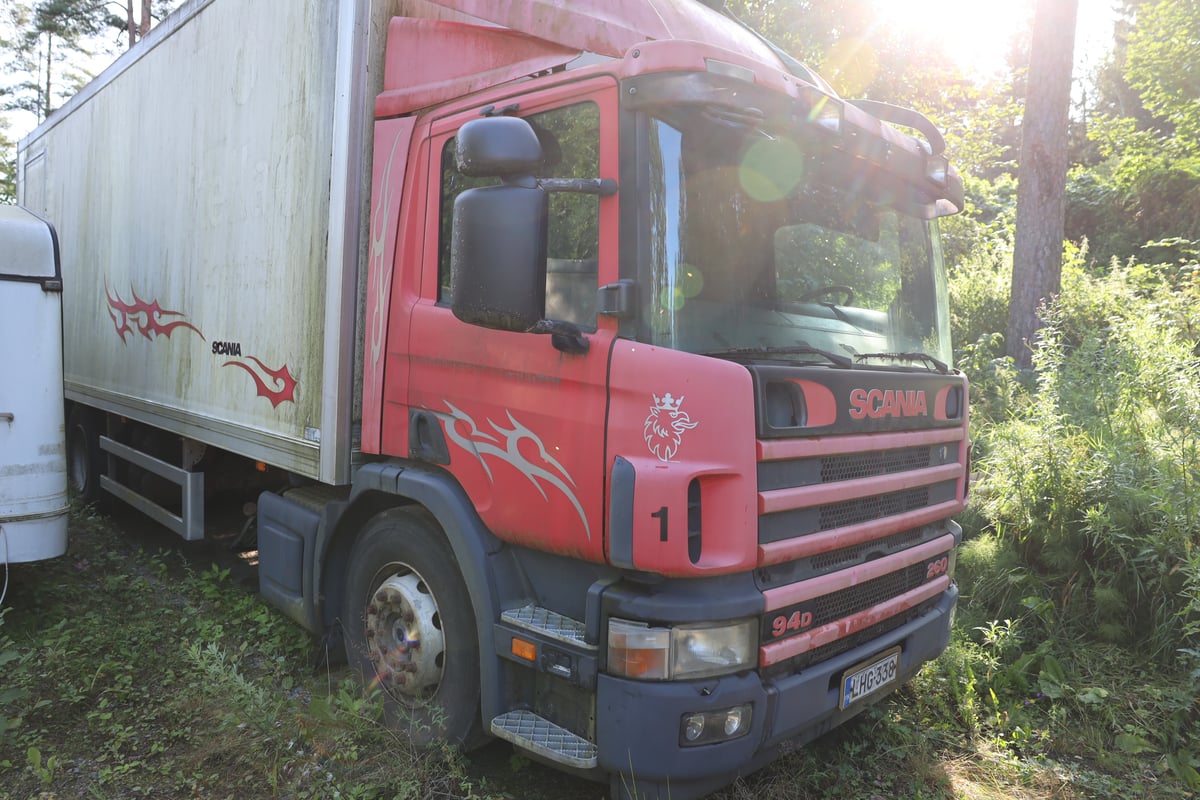 Scania 94D 260, -03 (LHG-338)