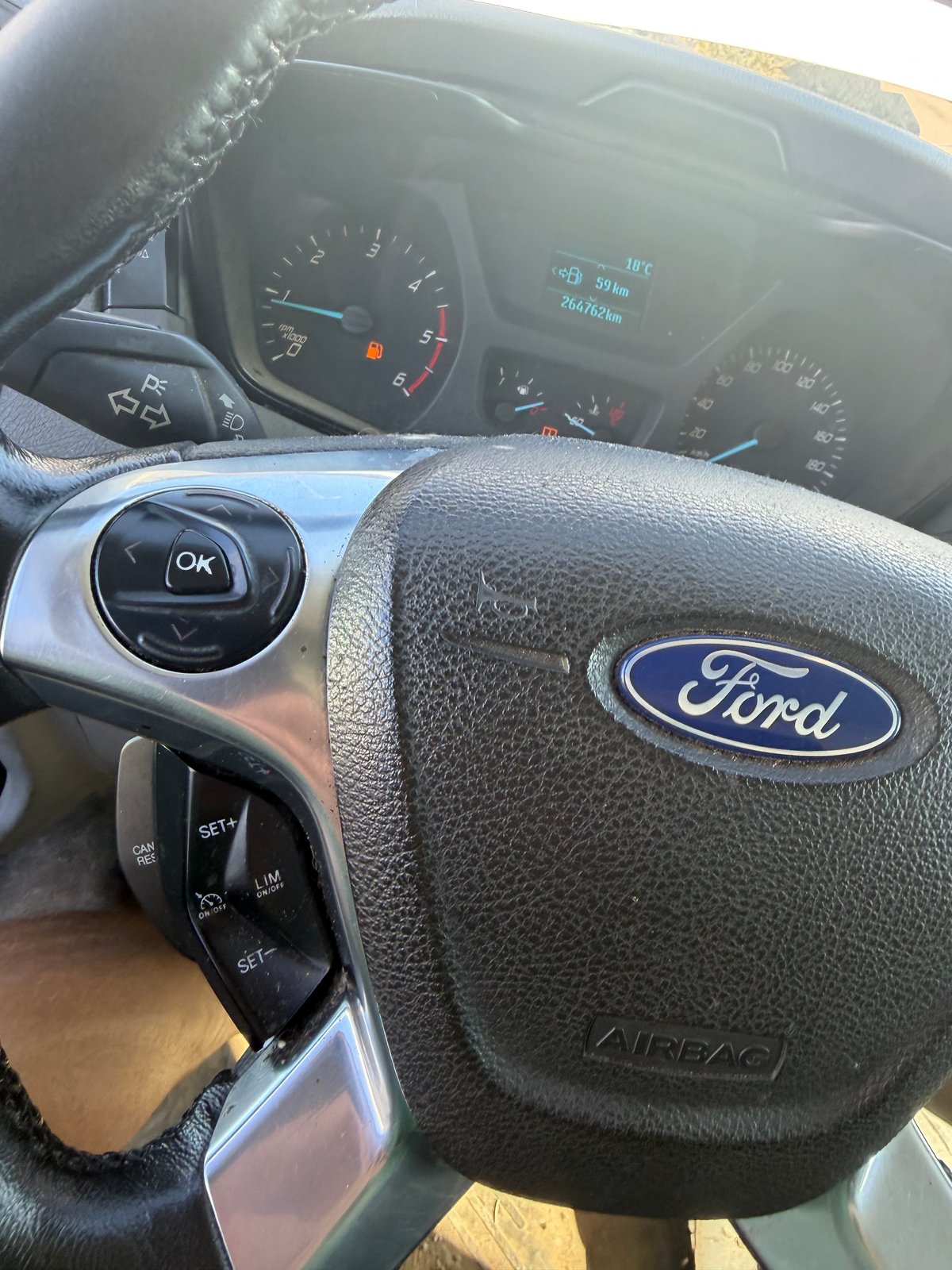 Ford Transit 2.0, -17, neliveto (VZG-791) vaihdelaatikko rikki