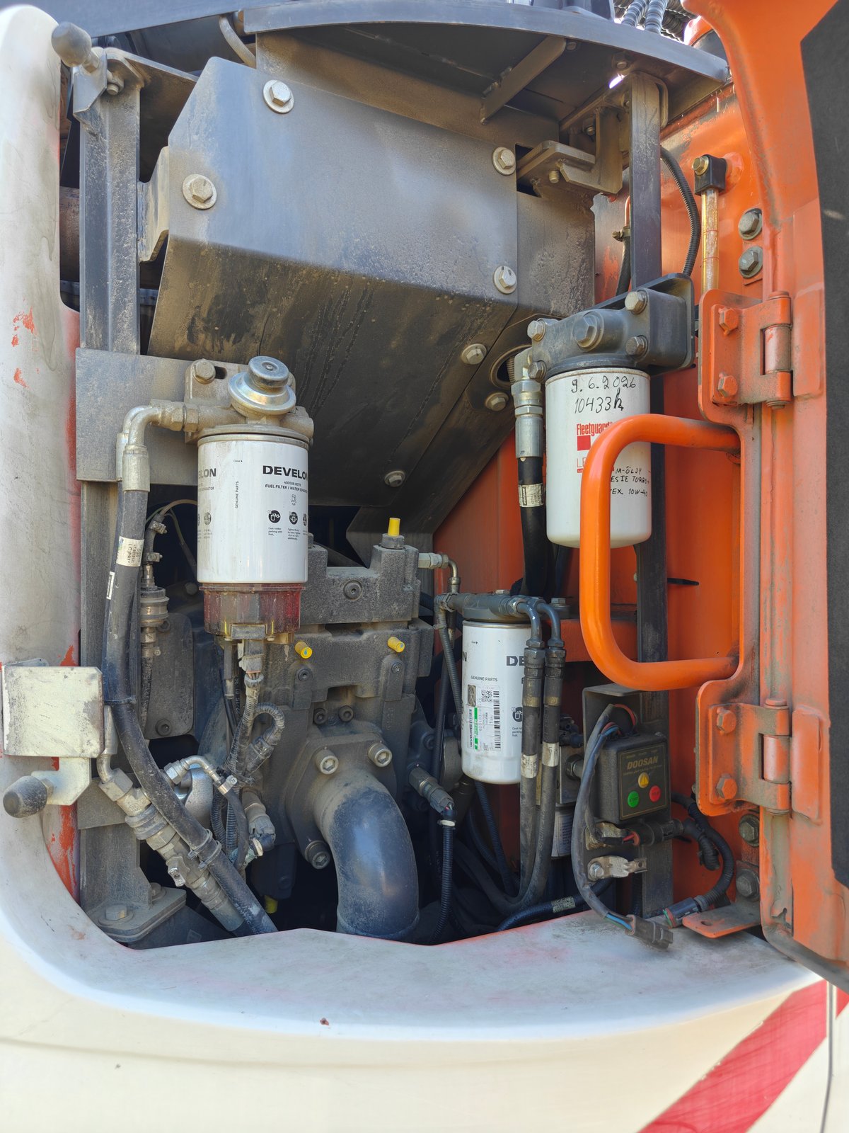DOOSAN DX235LCR-5, -16 KAIVINKONE