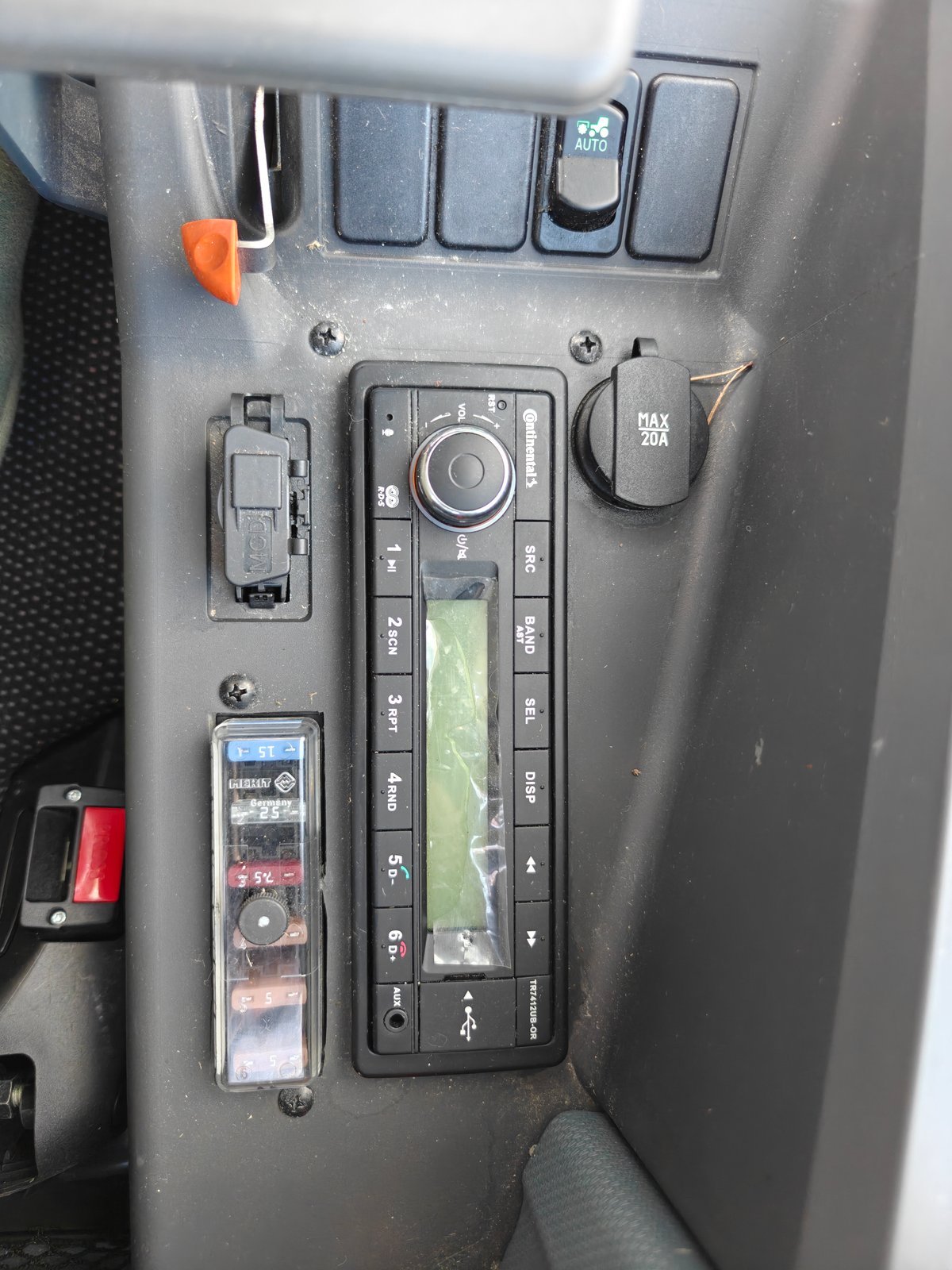 AVANT 760i GT, -22, 146 h (722-TBM)