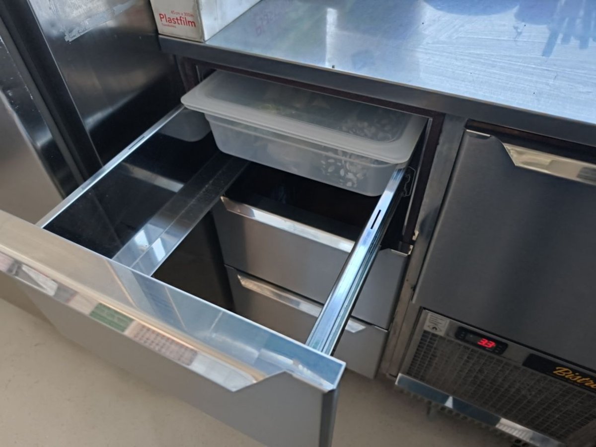 BISTRO LUX KYLMÄVETOLAATIKKO 1200/6+1GN (L3)
