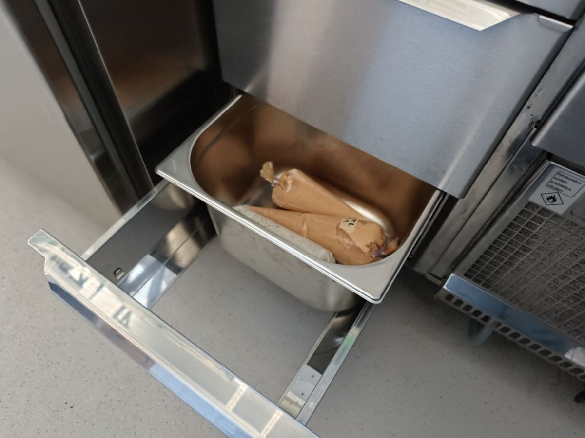 BISTRO LUX KYLMÄVETOLAATIKKO 1200/6+1GN (L3)