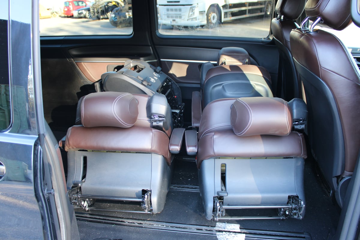 Mercedes-Benz V-KLASSE 2.1, -18, 4×4 (FNH-297)