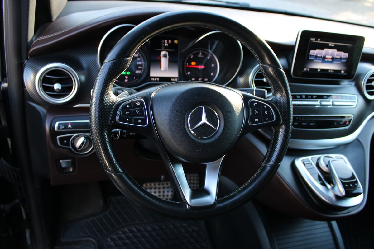 Mercedes-Benz V-KLASSE 2.1, -18, 4×4 (FNH-297)