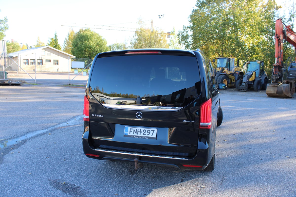 Mercedes-Benz V-KLASSE 2.1, -18, 4×4 (FNH-297)