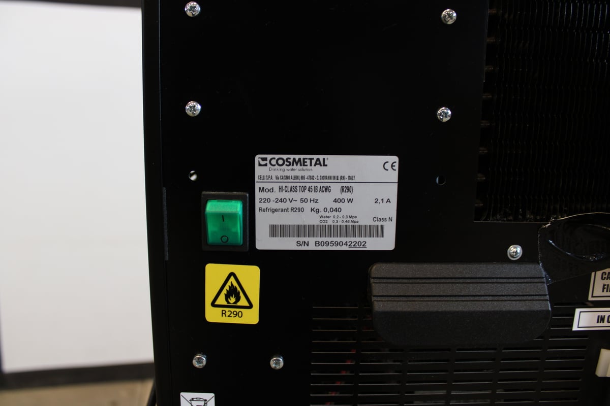 COSMETAL HI-CLASS 45 CABINET VESIAUTOMAATTI (TU4)