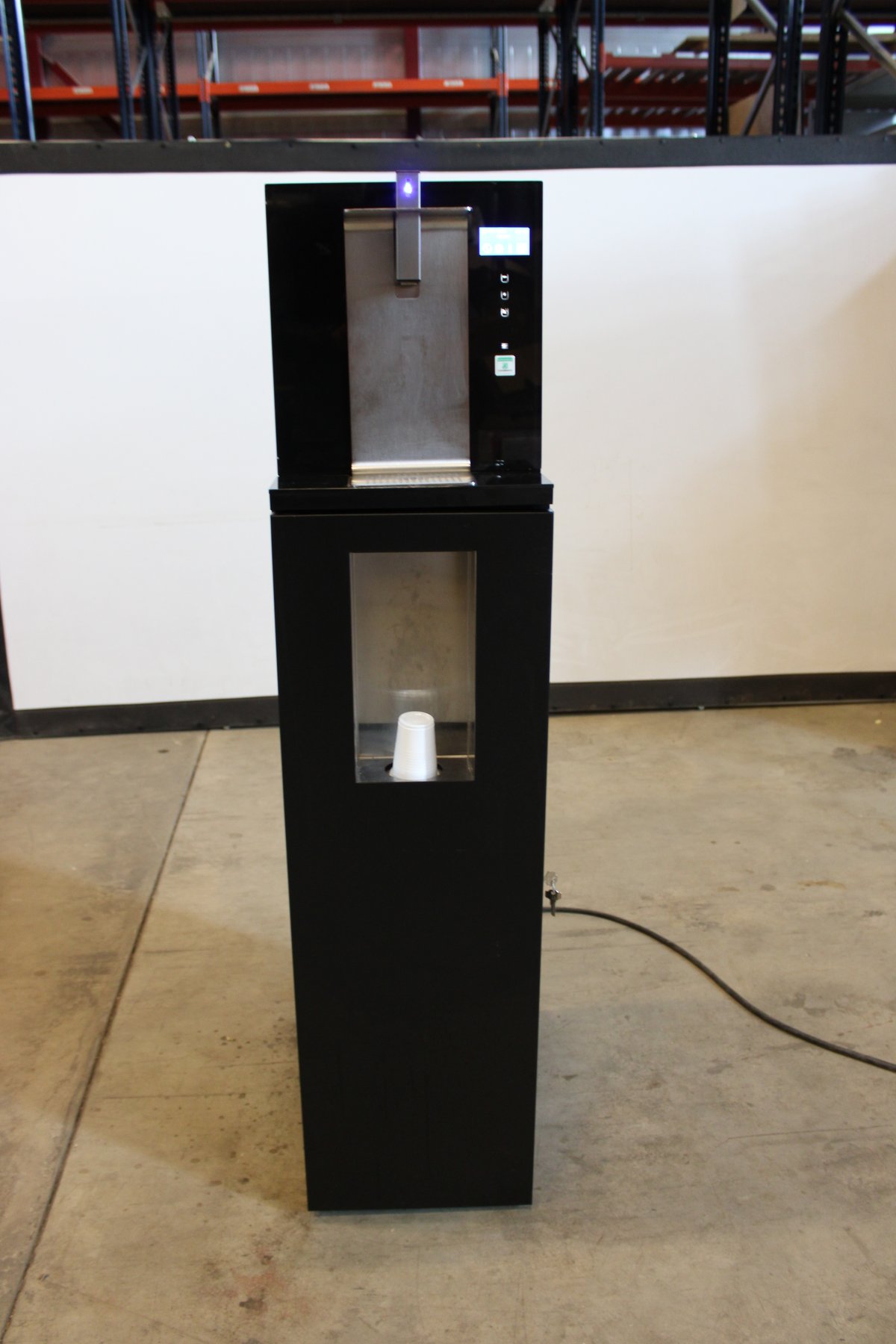 COSMETAL HI-CLASS 45 CABINET VESIAUTOMAATTI (TU4)