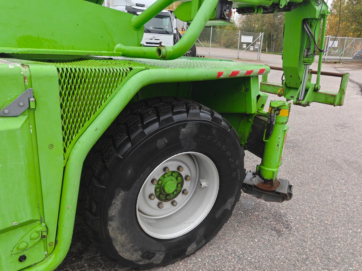 MERLO 40.25 MCSS, -04 KUROTTAJA (576-IAF)