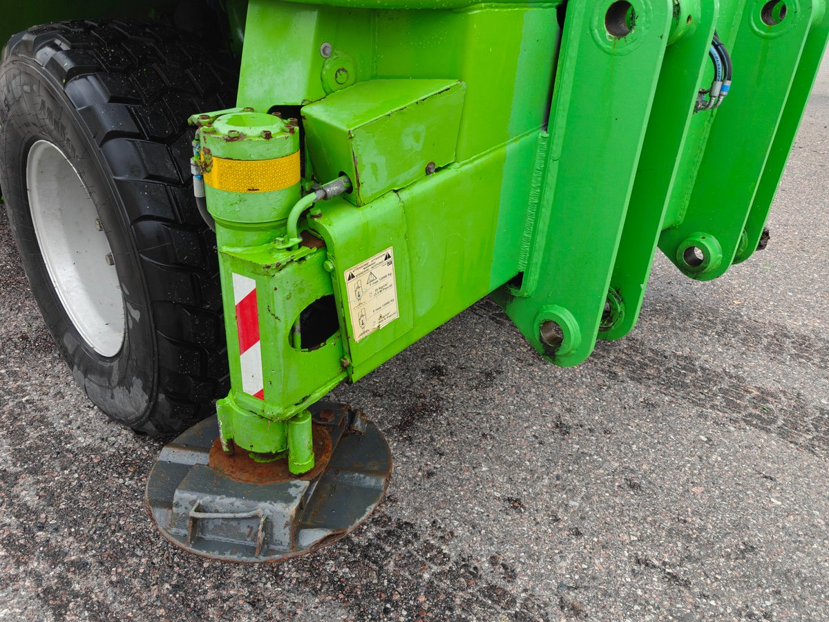 MERLO 40.25 MCSS, -04 KUROTTAJA (576-IAF)