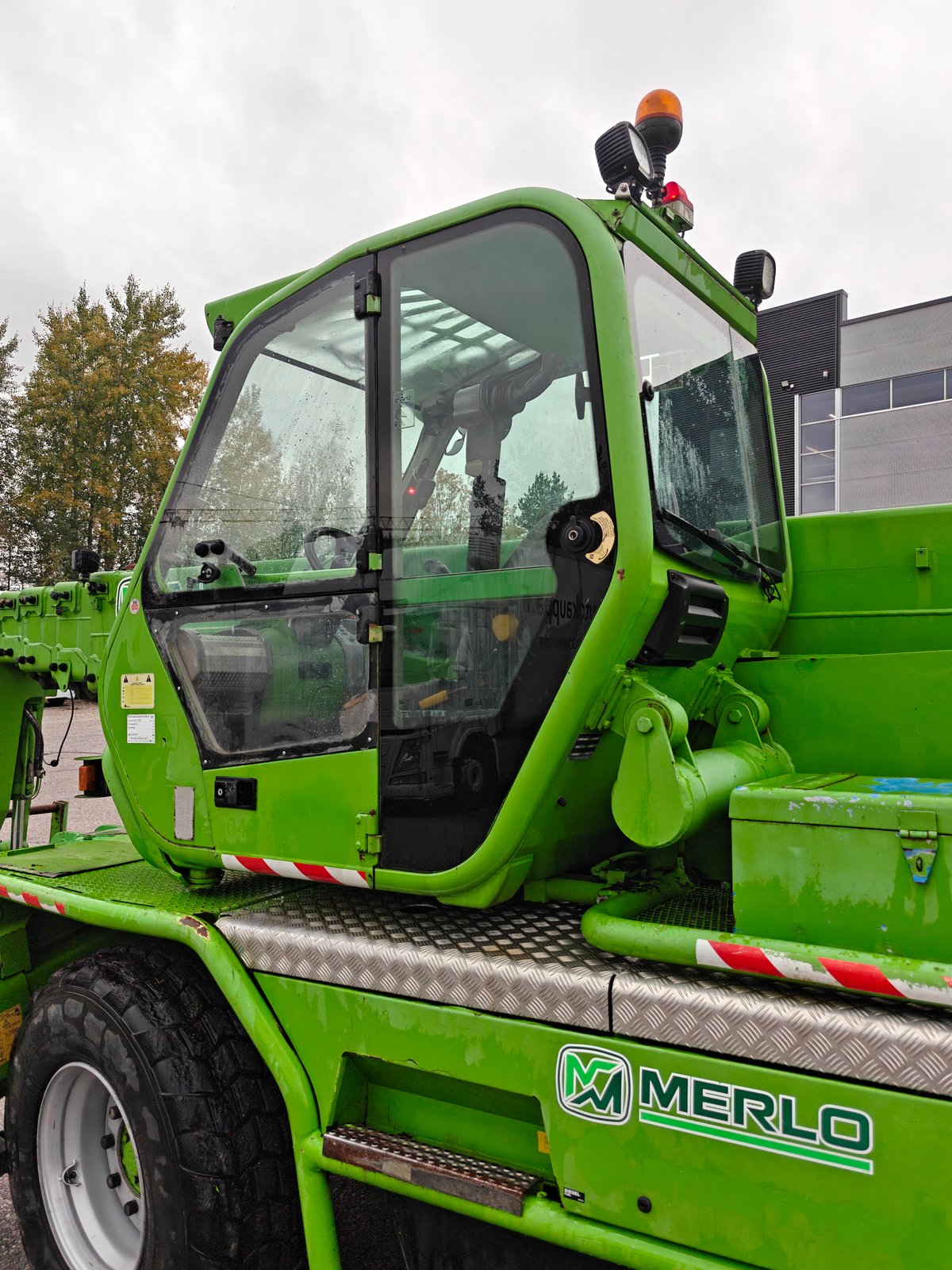 MERLO 40.25 MCSS, -04 KUROTTAJA (576-IAF)