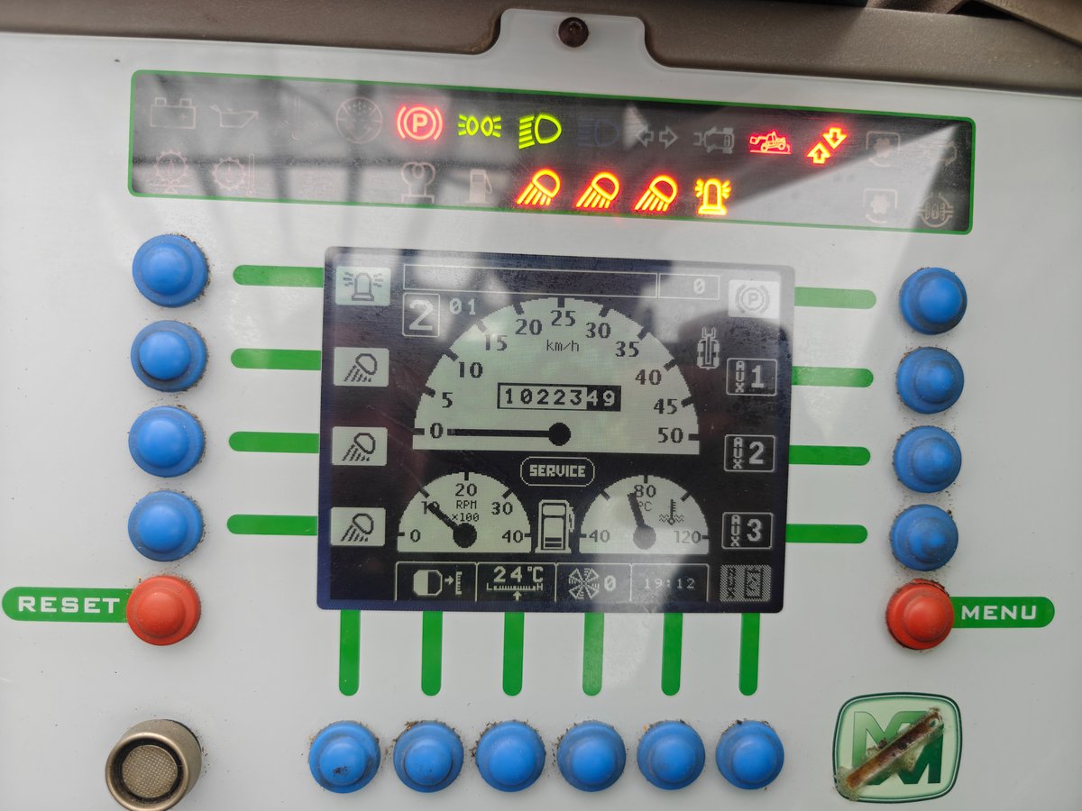 MERLO 40.25 MCSS, -04 KUROTTAJA (576-IAF)