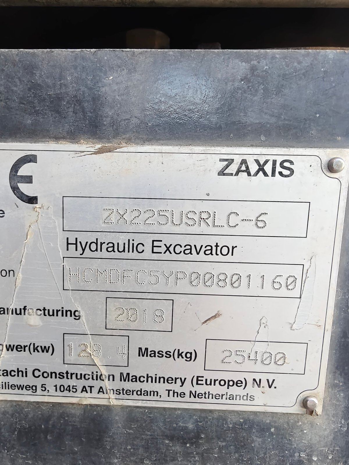 HITACHI ZX225USRLC-6, -18 KAIVINKONE