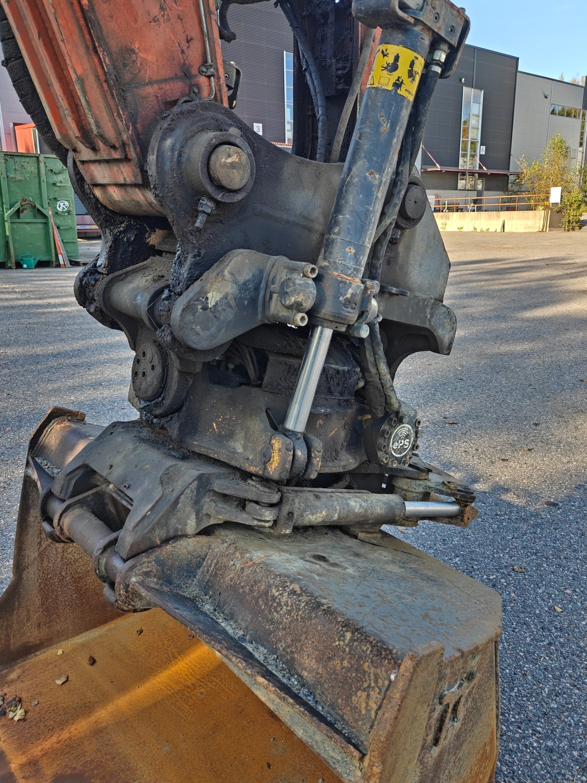 HITACHI ZX225USRLC-6, -18 KAIVINKONE