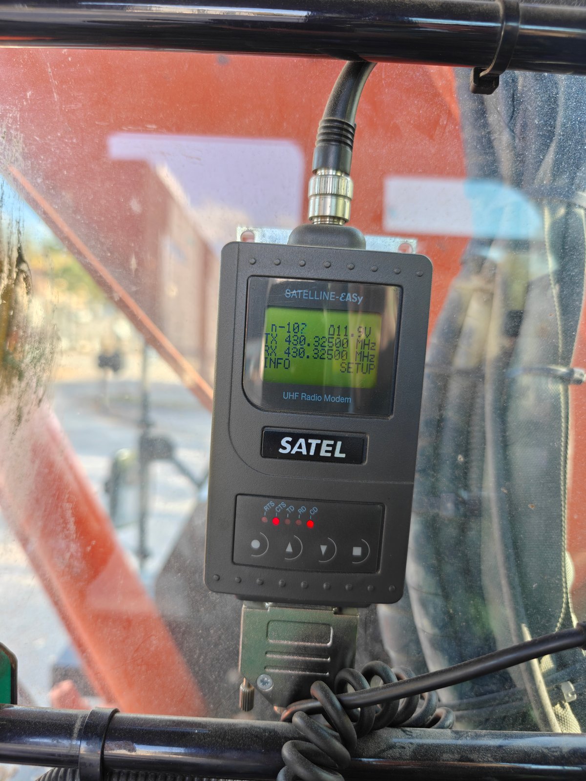 HITACHI ZX225USRLC-6, -18 KAIVINKONE