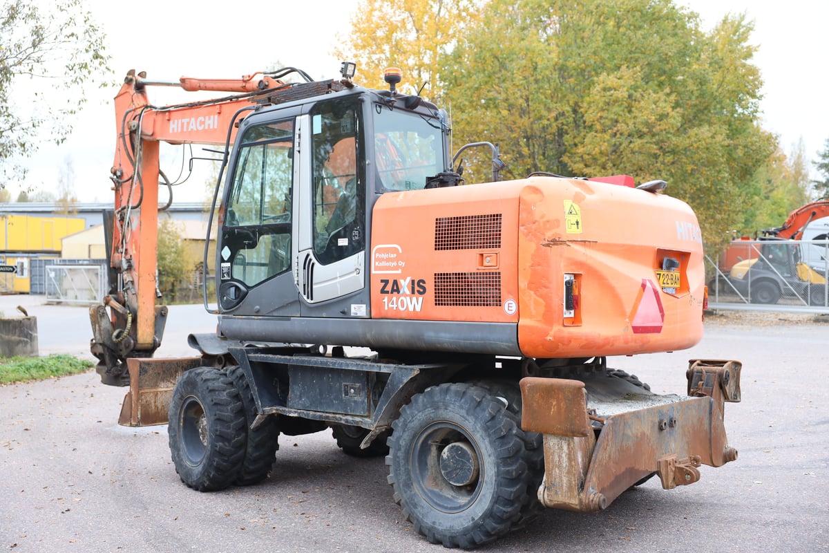 HITACHI ZX140W-3, -09 PYÖRÄALUSTAINEN KAIVINKONE (722-BAM)