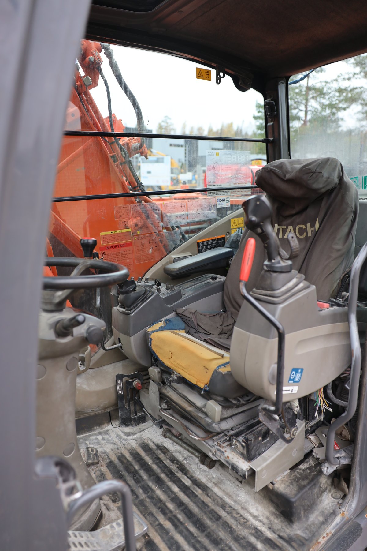 HITACHI ZX140W-3, -09 PYÖRÄALUSTAINEN KAIVINKONE (722-BAM)