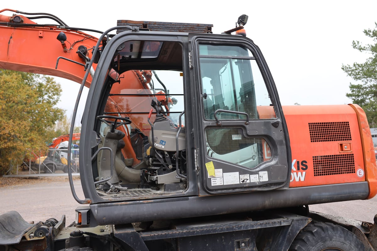 HITACHI ZX140W-3, -09 PYÖRÄALUSTAINEN KAIVINKONE (722-BAM)