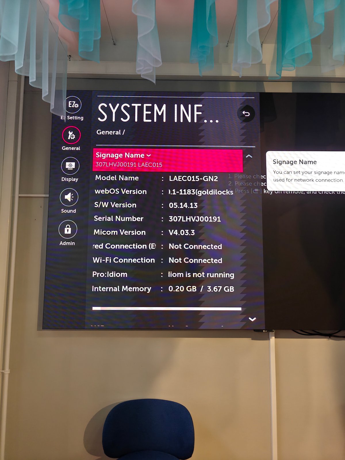 LG LAEC015-GN2 ALL IN ONE VIDEOSEINÄ 136”