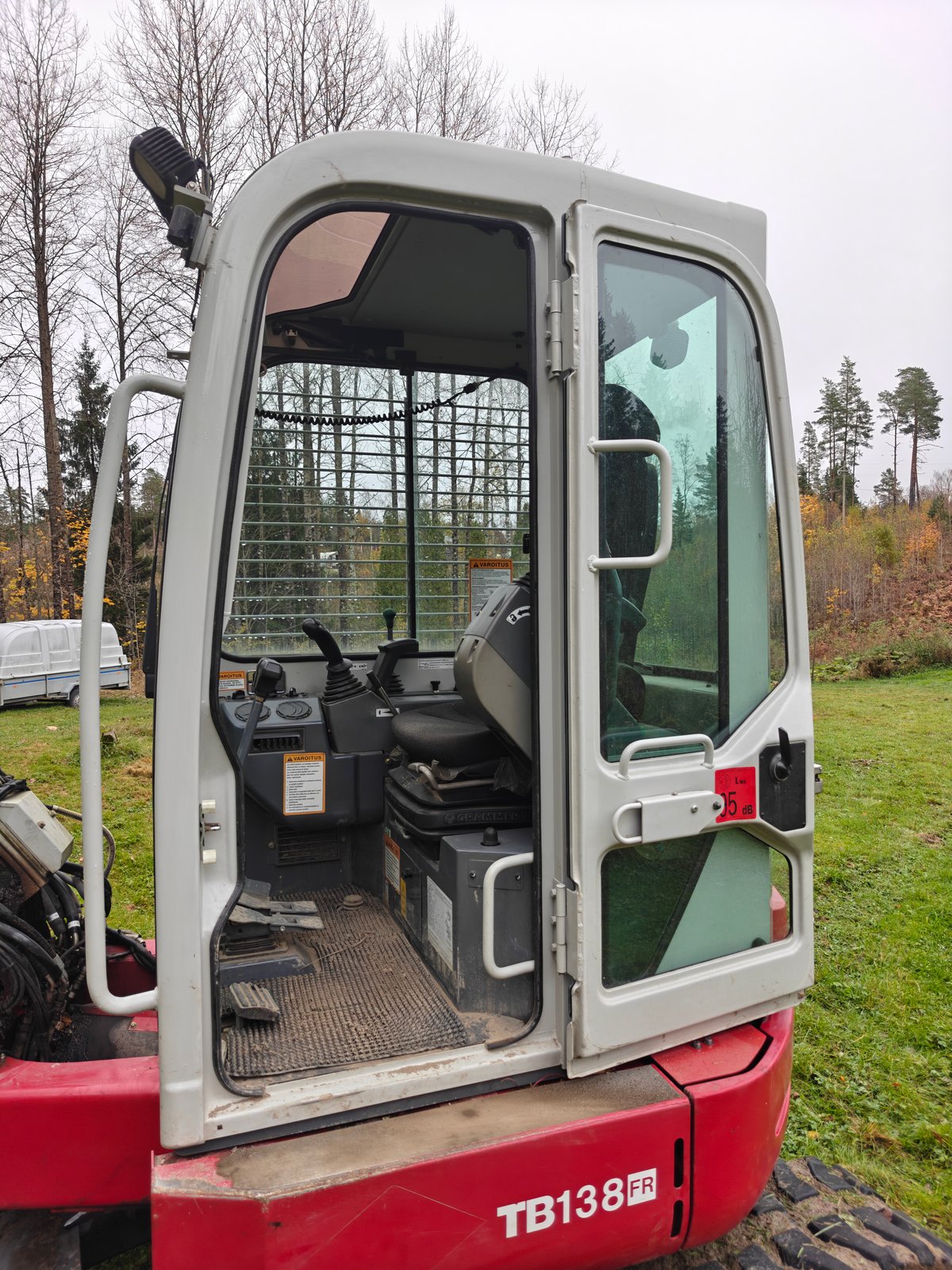 TAKEUCHI TBTB138FR, -19 KAIVINKONE
