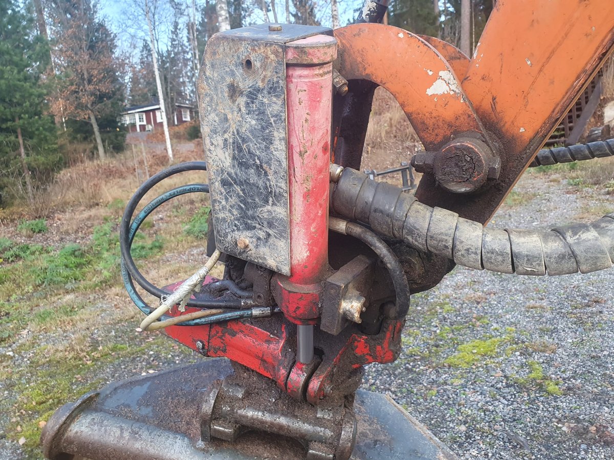 HITACHI ZX29U-3 CLR, -11 MINIKAIVINKONE