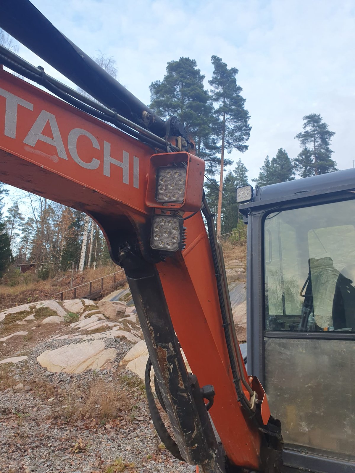 HITACHI ZX29U-3 CLR, -11 MINIKAIVINKONE