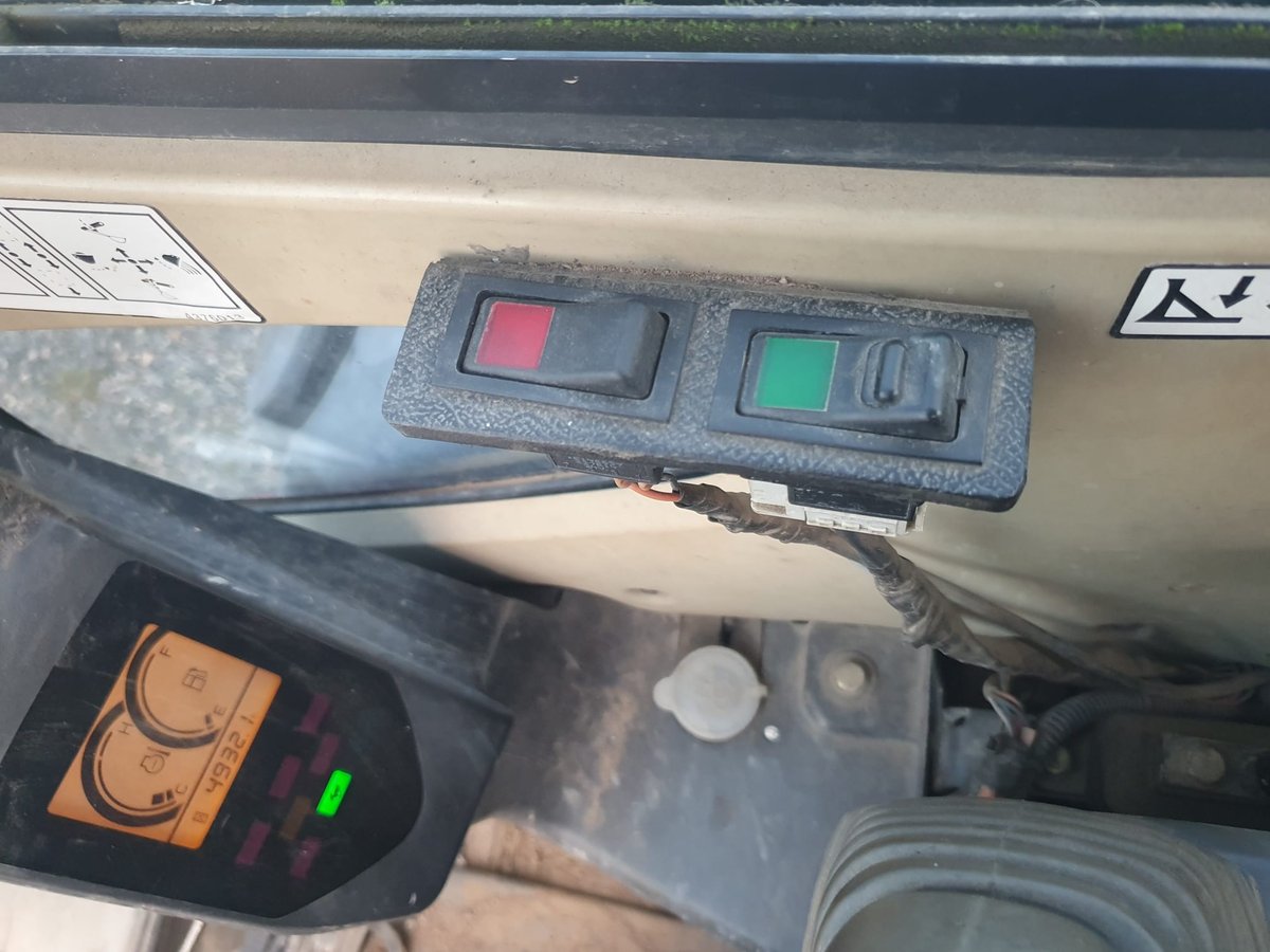 HITACHI ZX29U-3 CLR, -11 MINIKAIVINKONE