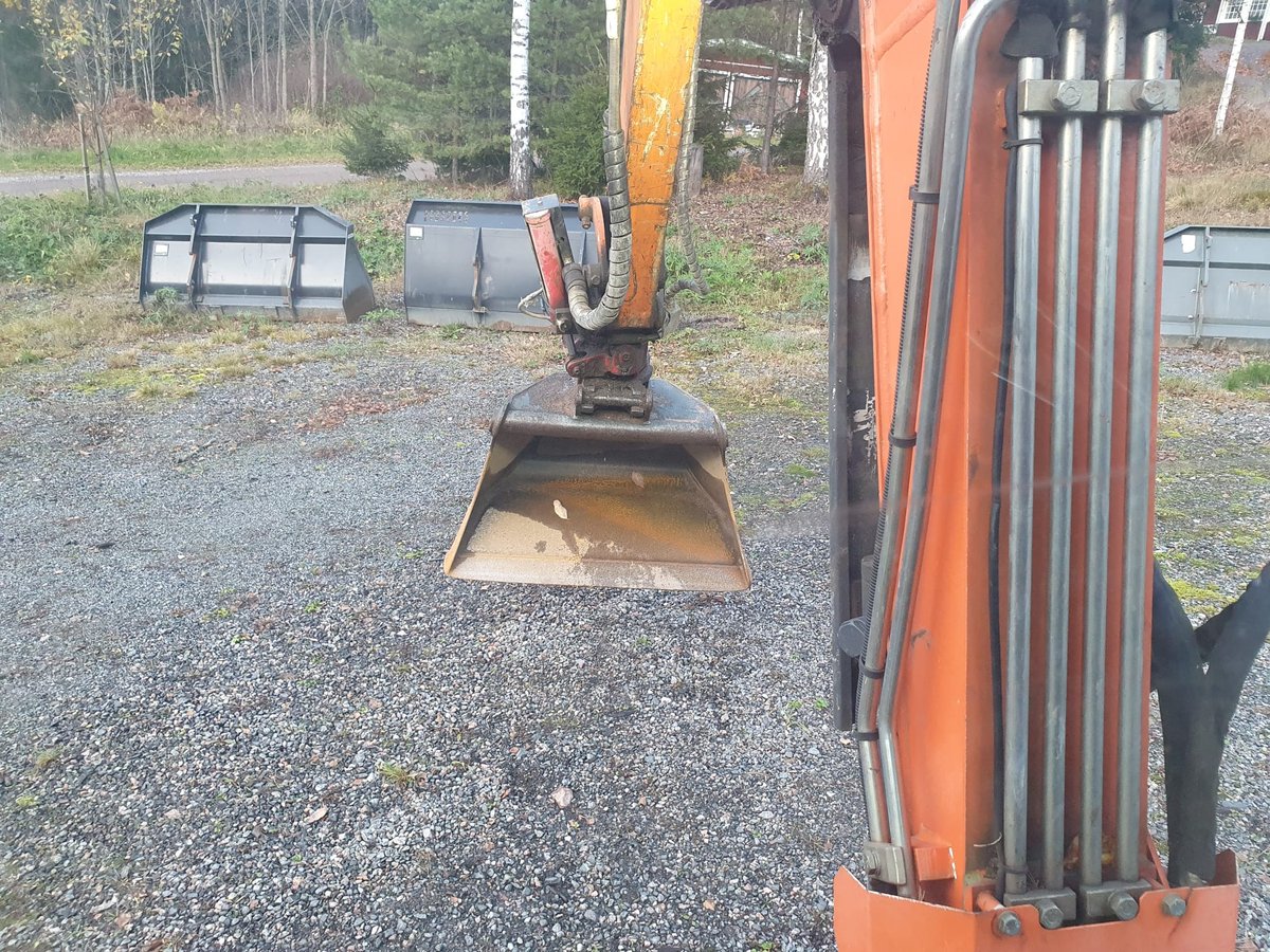 HITACHI ZX29U-3 CLR, -11 MINIKAIVINKONE