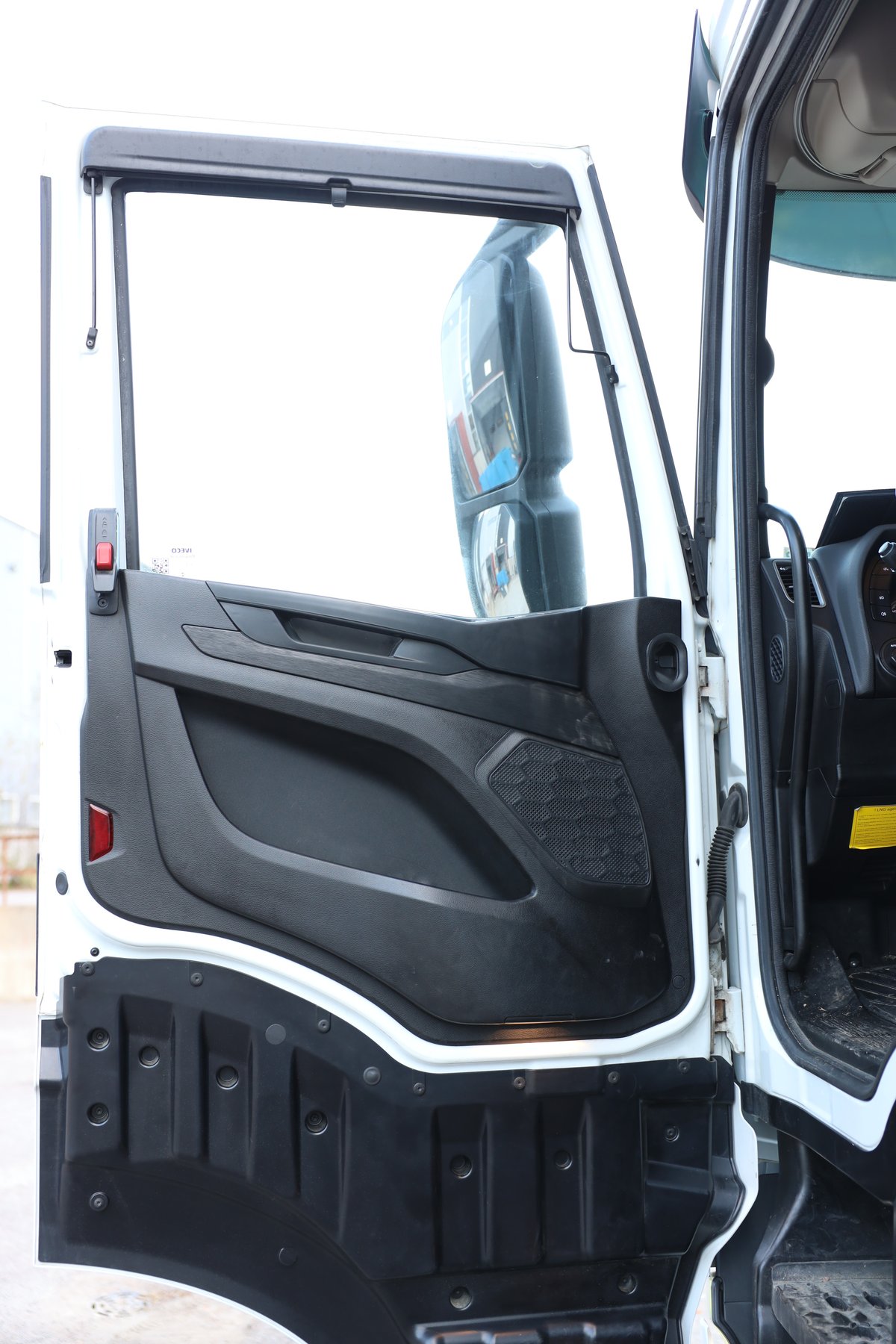 Iveco AS440ST/P LNG, -22 (KUR-692)