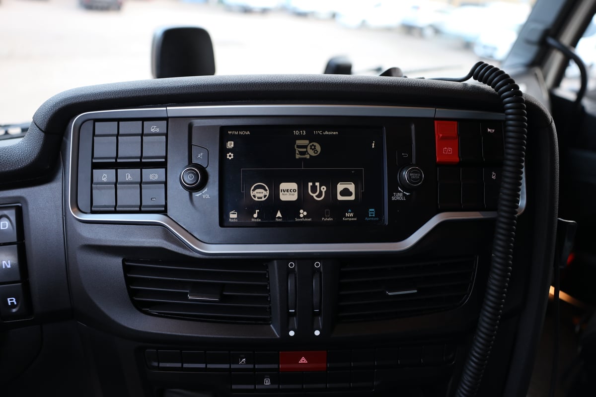 Iveco AS440ST/P LNG, -22 (KUR-692)