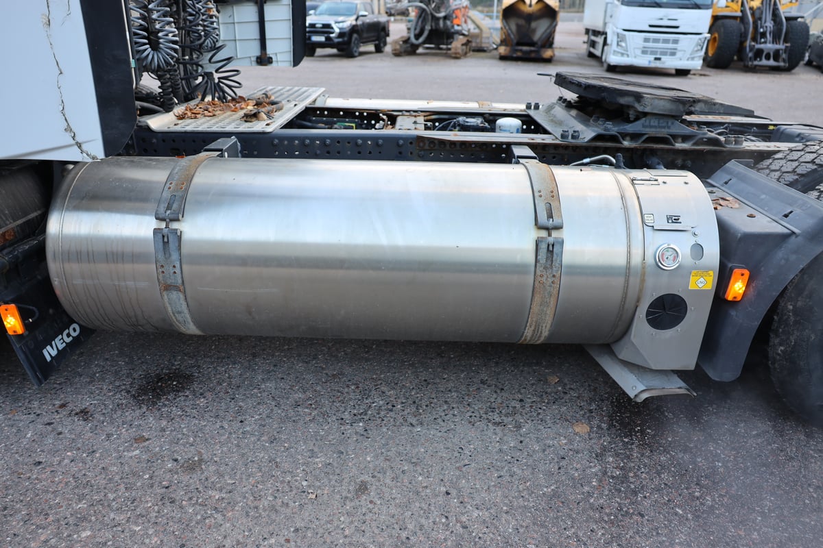 Iveco AS440ST/P LNG, -22 (KUR-692)
