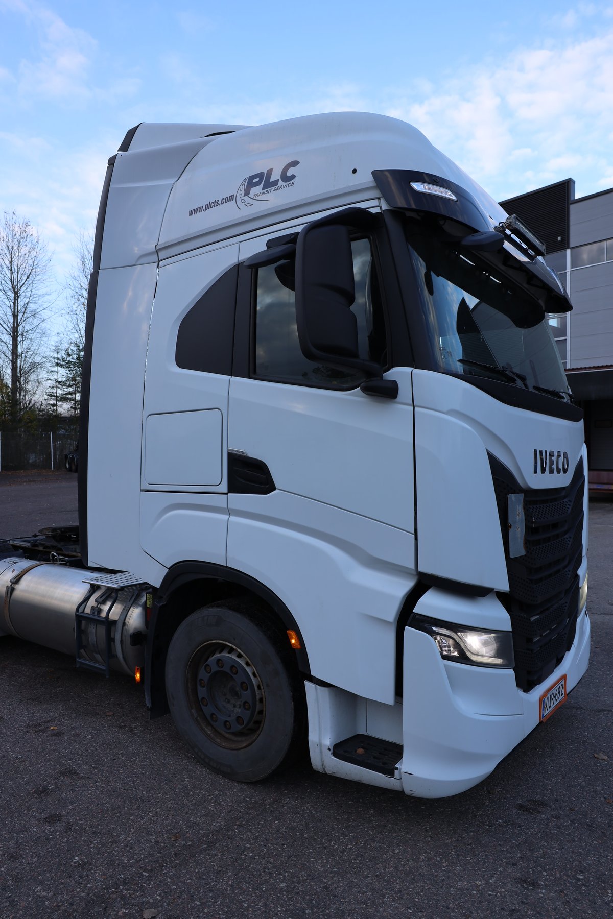 Iveco AS440ST/P LNG, -22 (KUR-692)