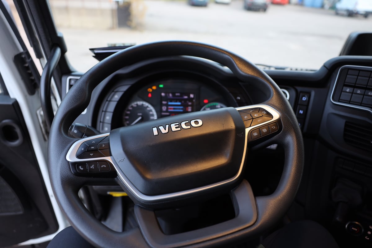 Iveco AS440ST/P LNG, -22 (KUR-692)