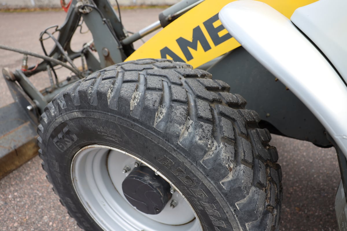 Kramer-Allrad 8115, -16 ARCTIC POWER (553-BAH)