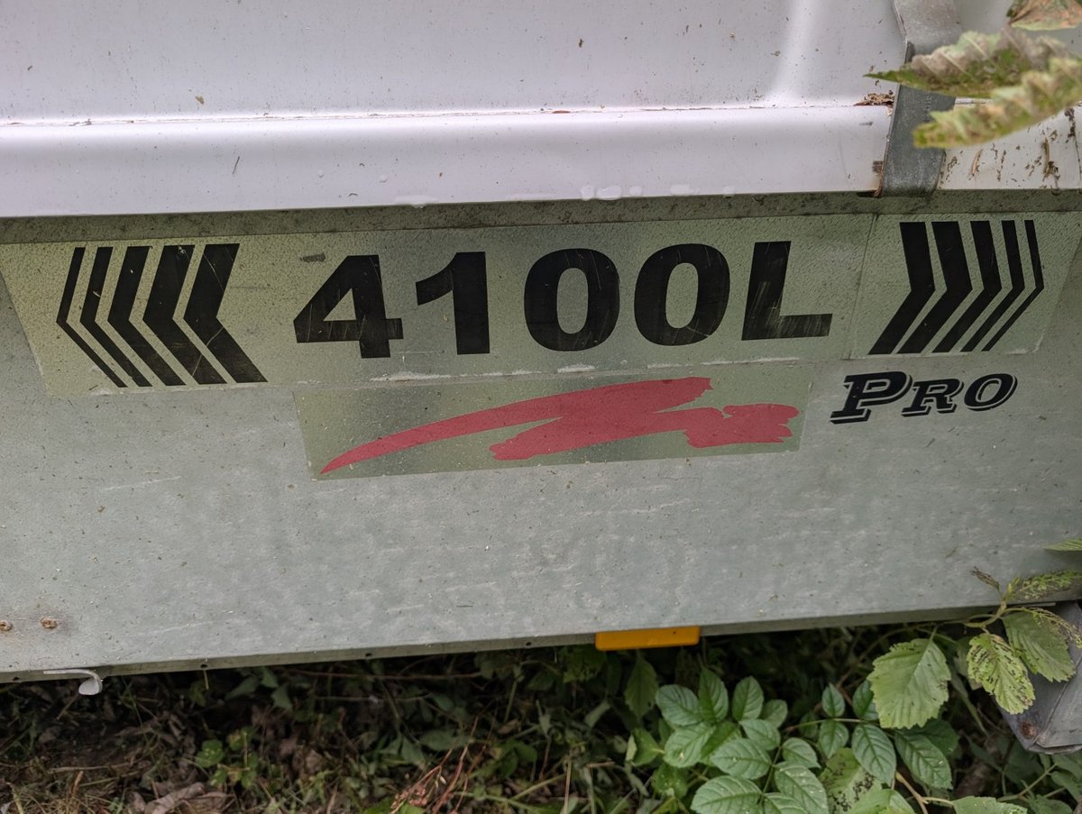 DKC-538 Kevyt perävaunu Tekno-Trailer 4100L Pro