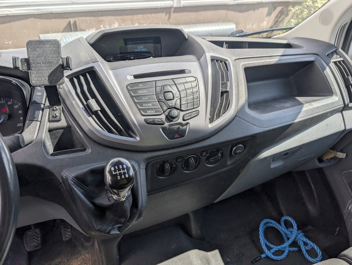 BRT-197, Ford TRANSIT 2.2, vm. 2014
