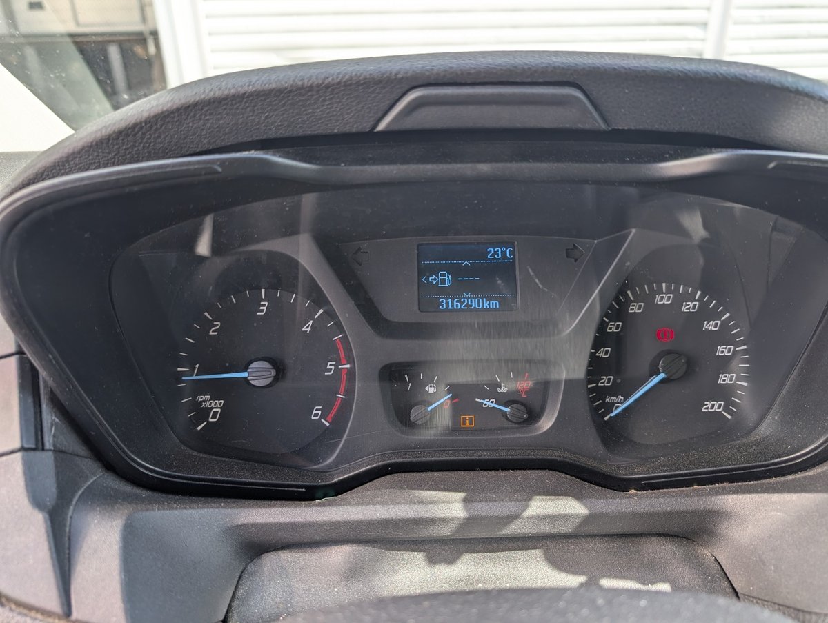 BRT-197, Ford TRANSIT 2.2, vm. 2014