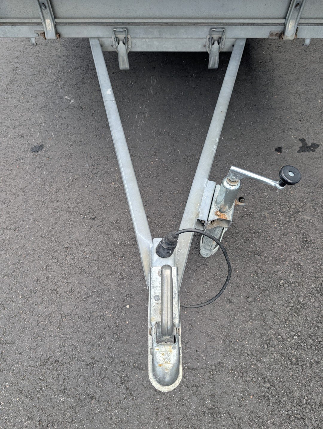 WIB-976 Kevyt perävaunu IKH HPV 5032 L