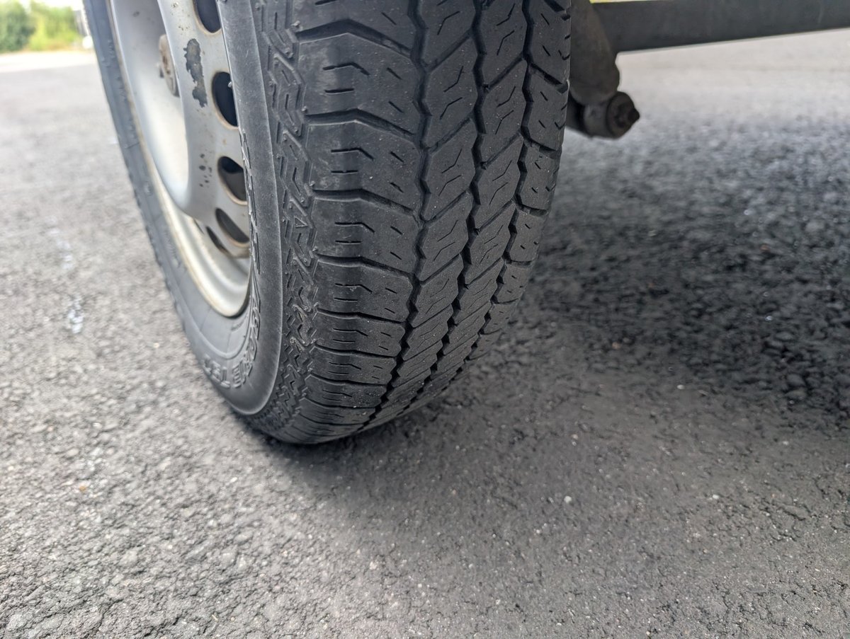 WIB-976 Kevyt perävaunu IKH HPV 5032 L