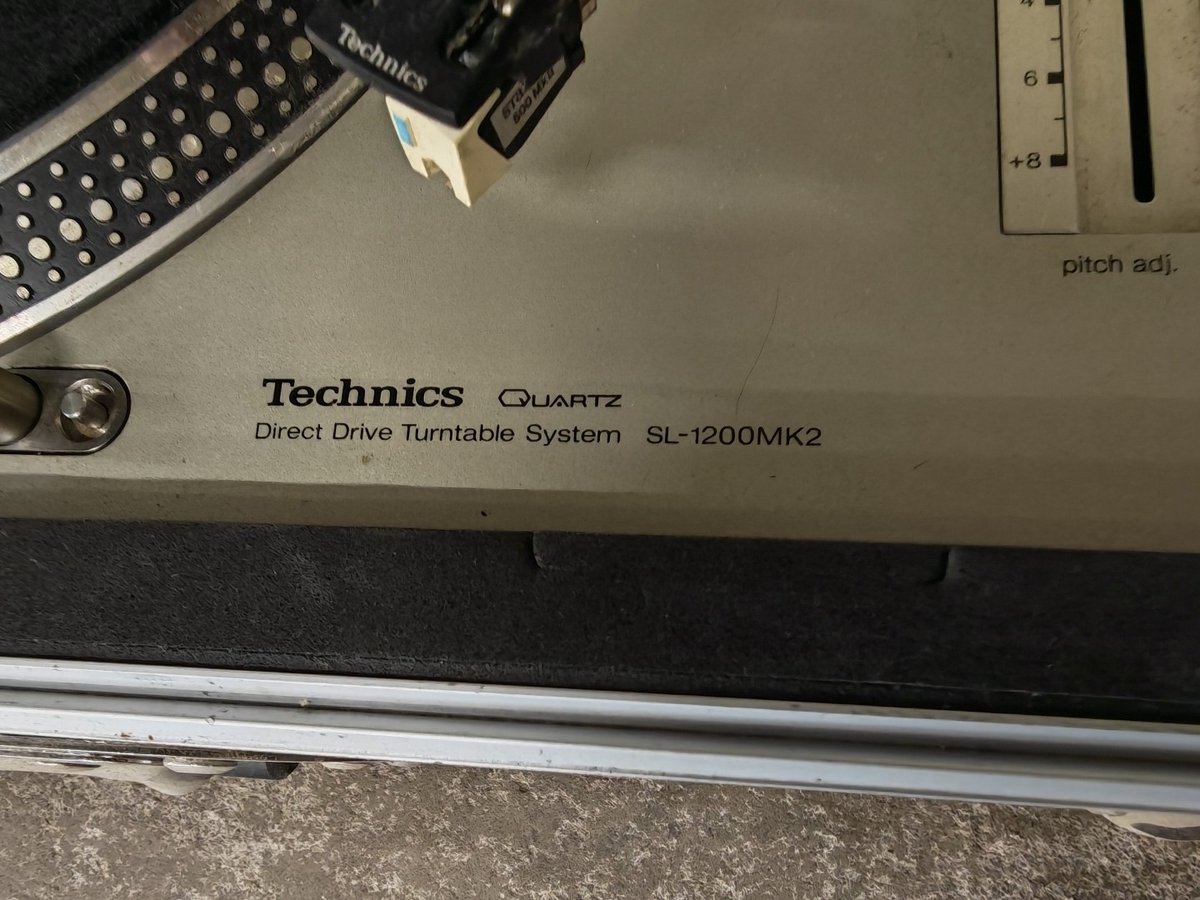 Technics SL-1200MK2 levysoitin, TH-Market Oy konkurssipesä