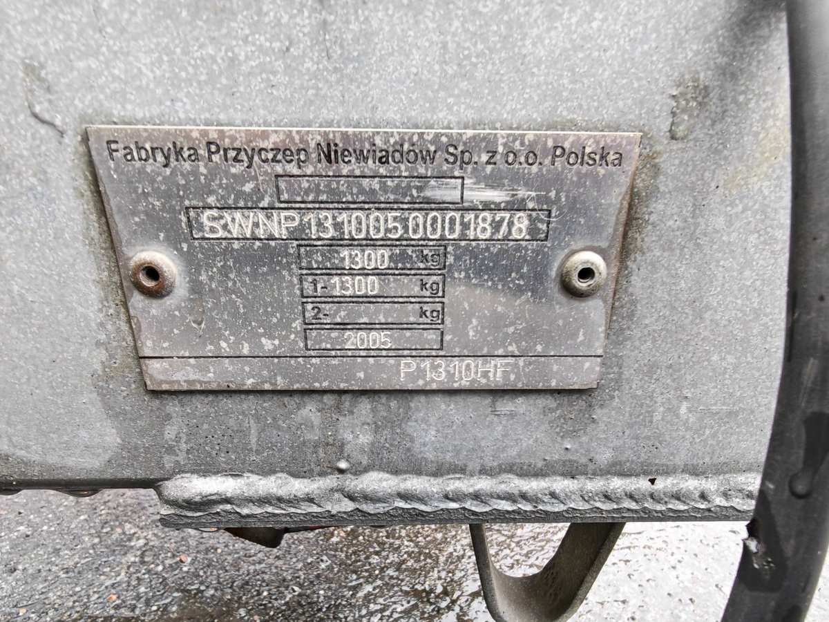 WMF-211 traileri Niewiadow TRAILER POKSI P1310HF, Boat Store Finland Oy konkurssipesä