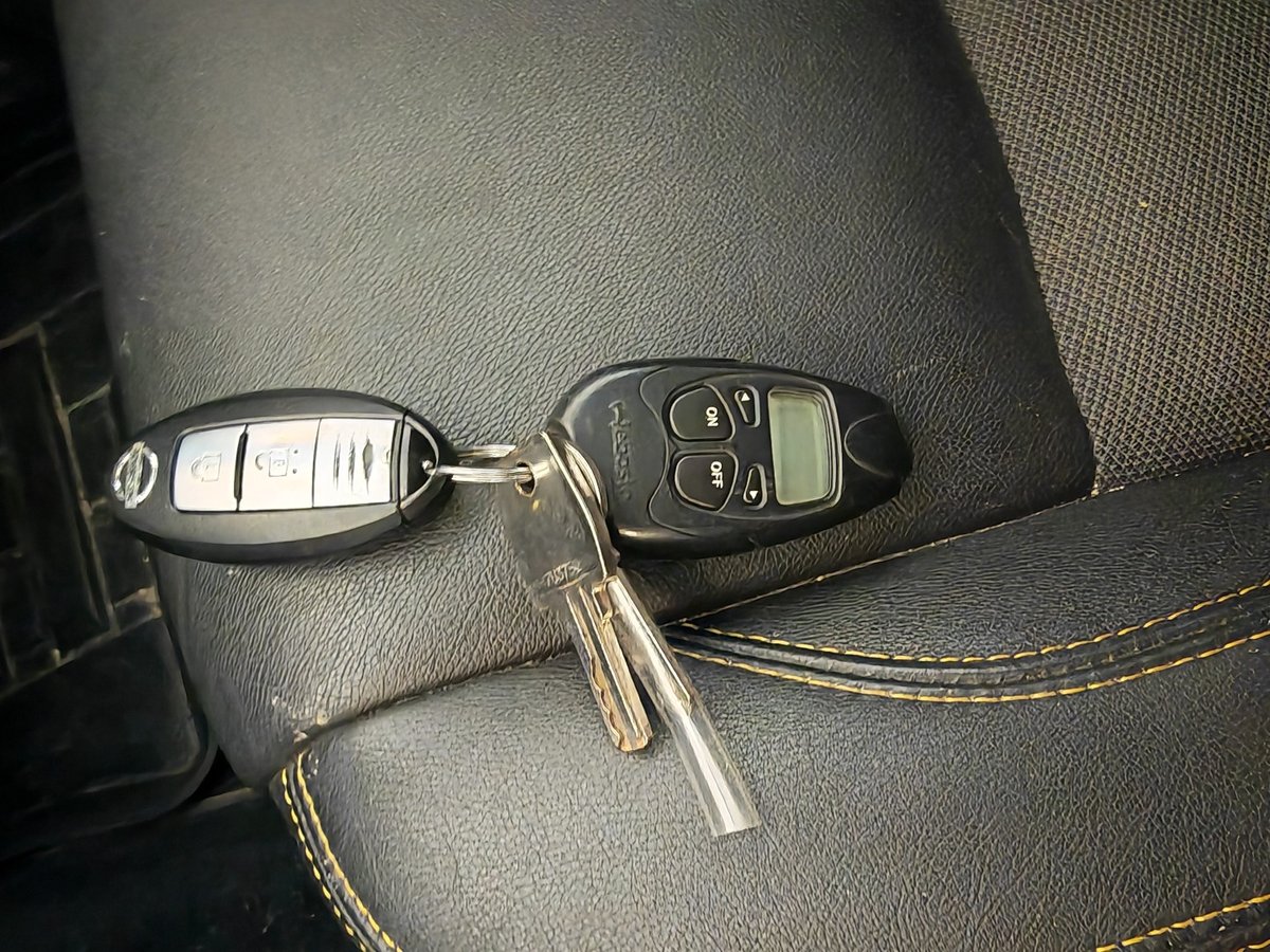 NISSAN NAVARA, XPA-925, Boat Store Finland Oy konkurssipesä