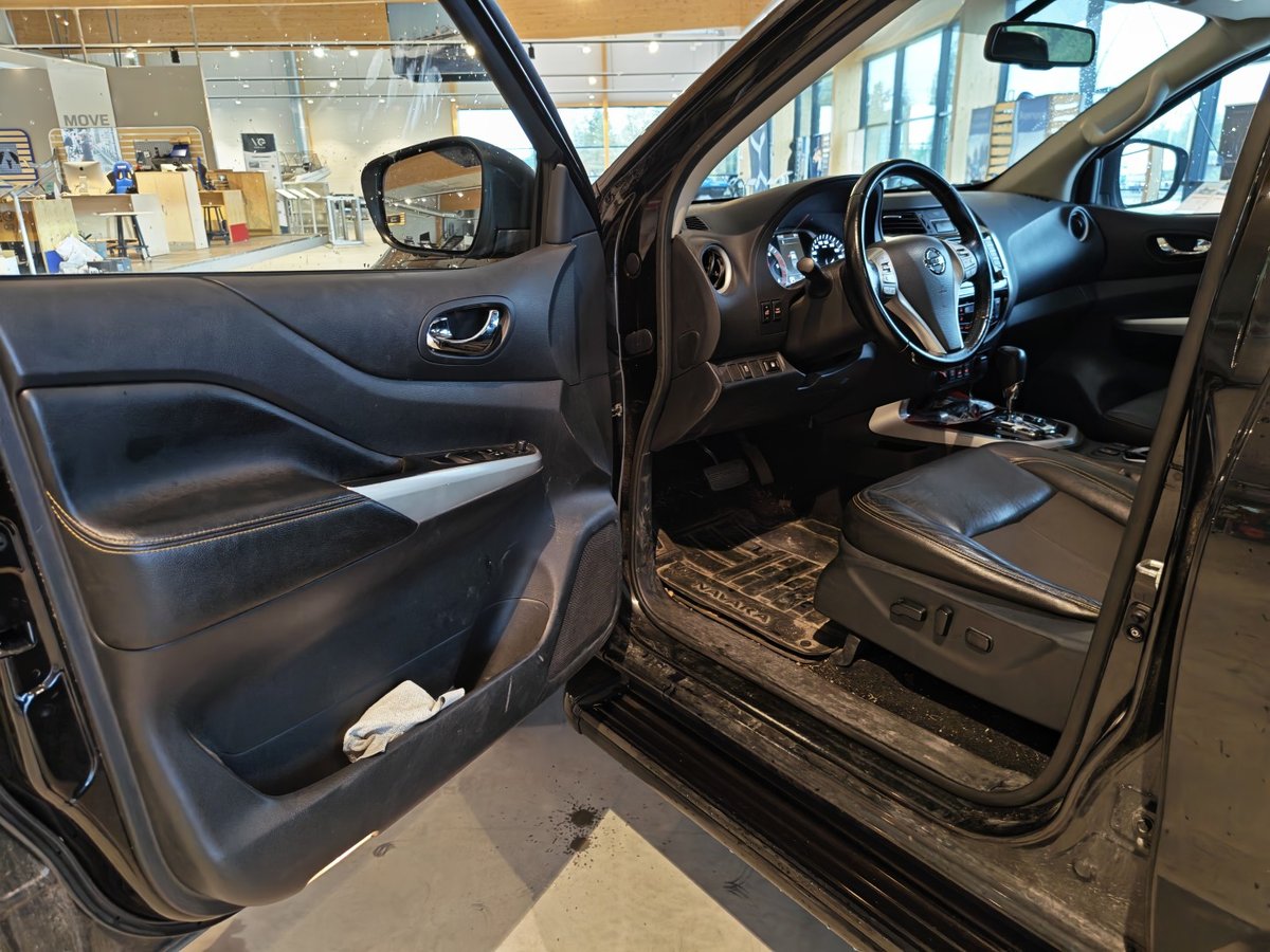 NISSAN NAVARA, XPA-925, Boat Store Finland Oy konkurssipesä