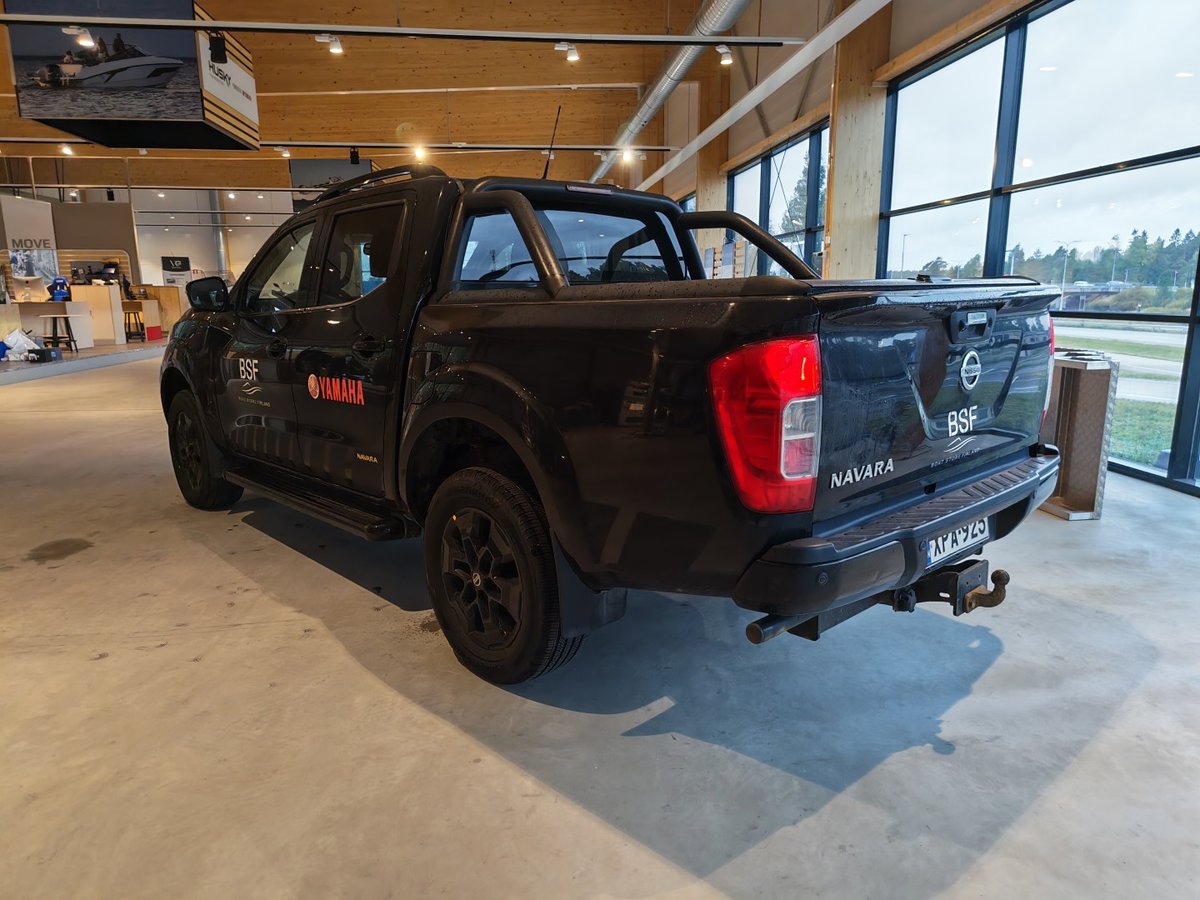 NISSAN NAVARA, XPA-925, Boat Store Finland Oy konkurssipesä