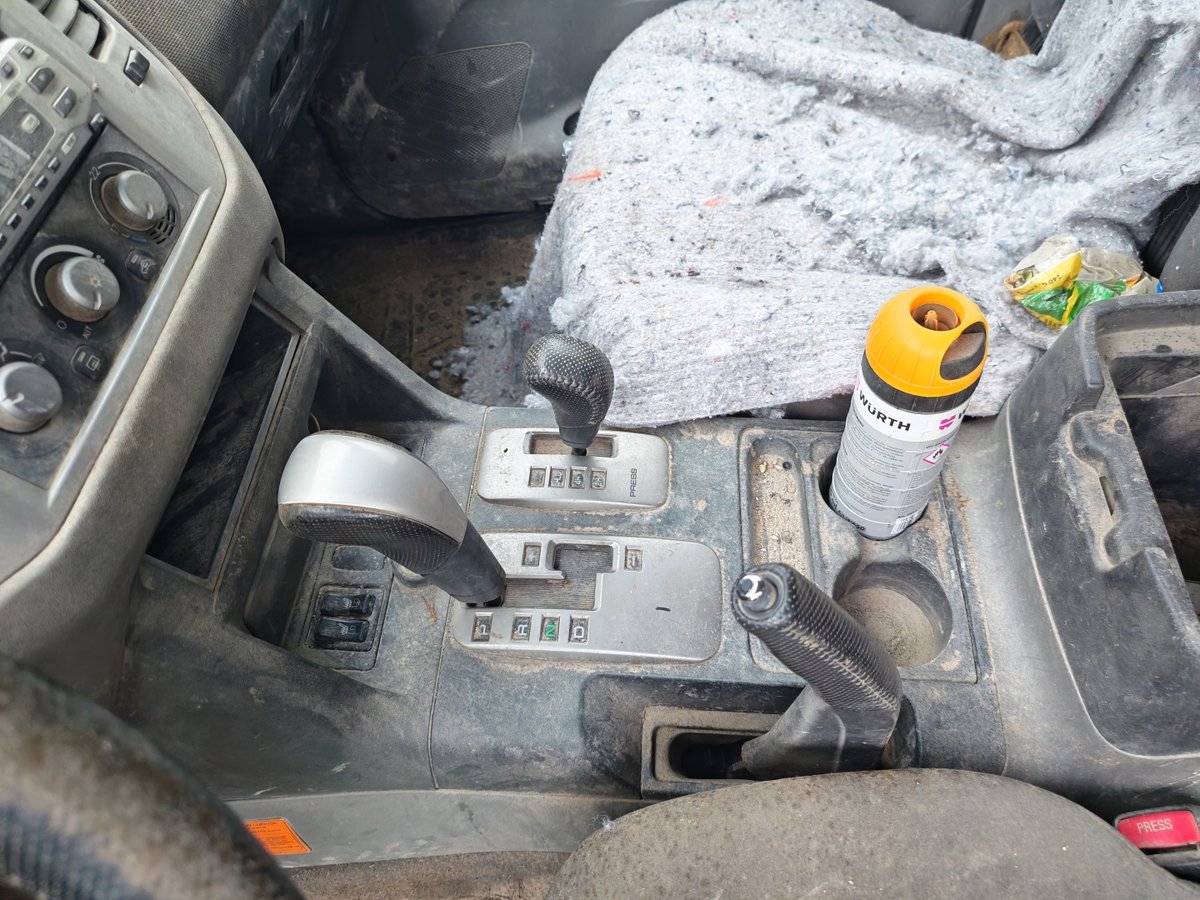 Mitsubishi Pajero maastoajoneuvo, Kiinteistö Oy Rata-Asema Oy