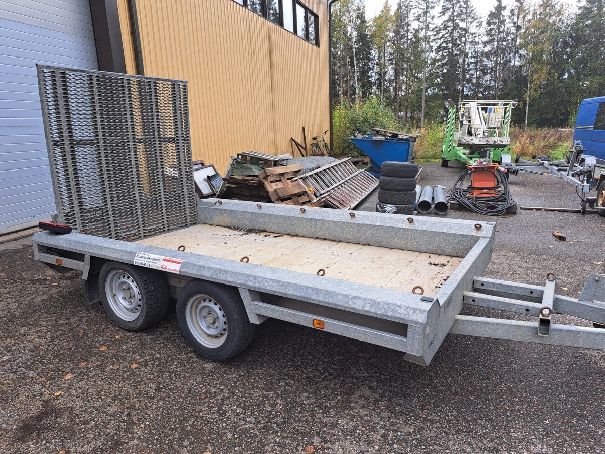 DNP-935 Perävaunu Hulco TERRAX-2, Someron Konevuokraamo Oy konkurssipesä