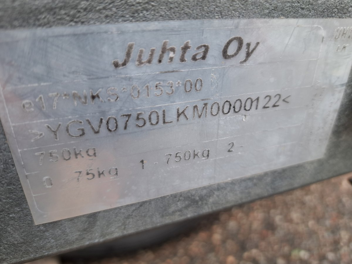 DNT-677 venetraileri Juhta Plus 750LK, Someron Konevuokraamo Oy konkurssipesä