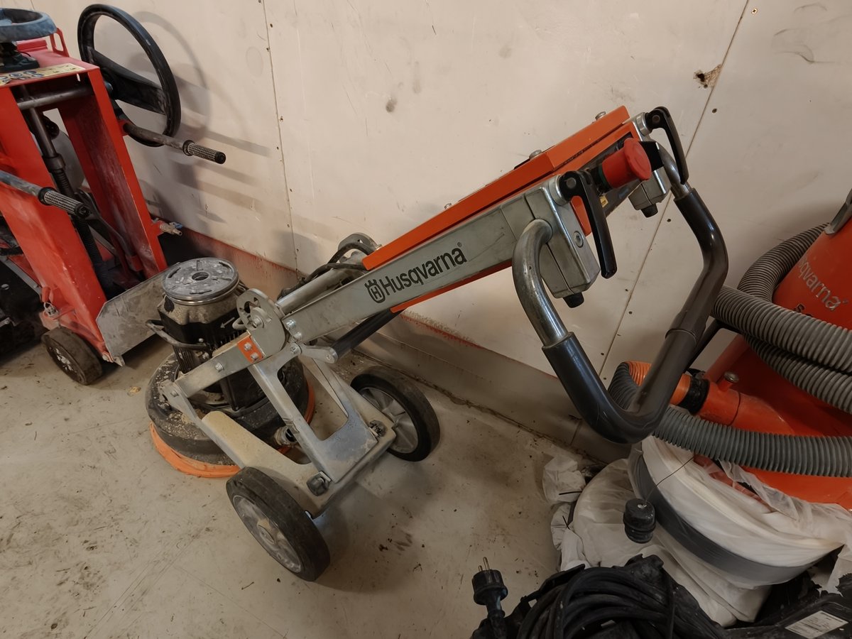 Husqvarna lattiahiomakone, Savon Purkutyö Oy konkurssipesä