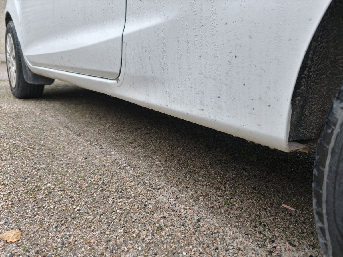 ZKB-393 Pakettiauto Ford FIESTA 1.2, Autoset Finland Oy konkurssipesä